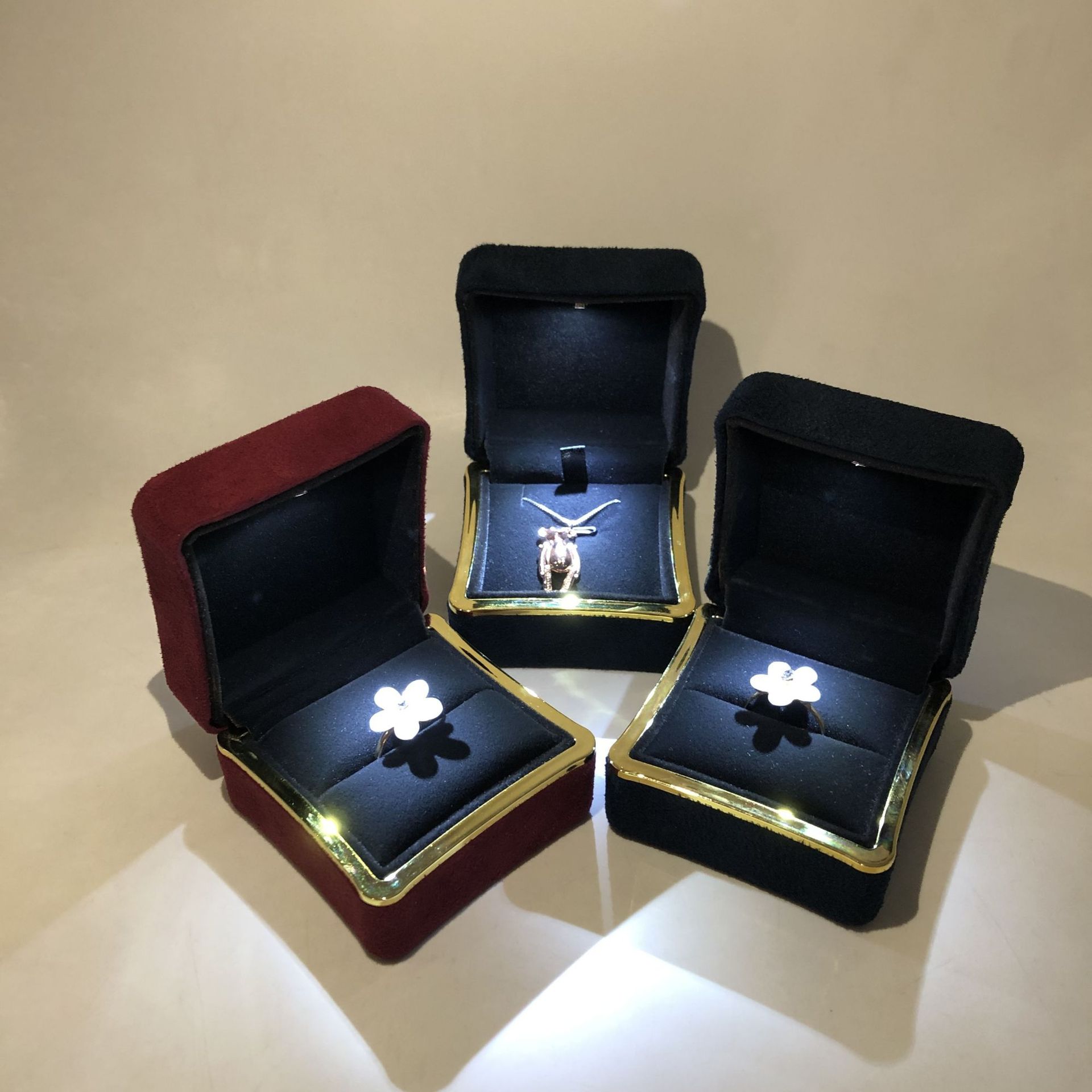Neue in LED Licht Schmuck Box  – Bar Cart Gold Bewertung und Preis