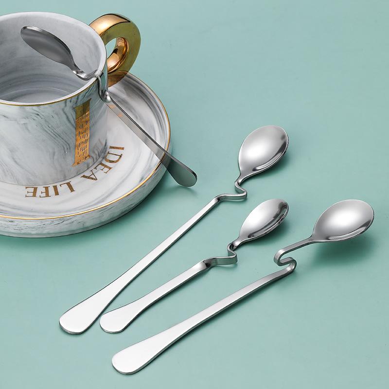 S-förmiger Gedrehter Hängelöff – Bar Spoon Twisted Bewertung und Preis