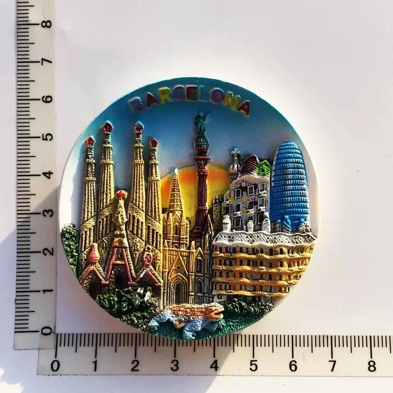 Barcelona Spanien Kühlschrank  – Home Barcelona Bewertung und Preis